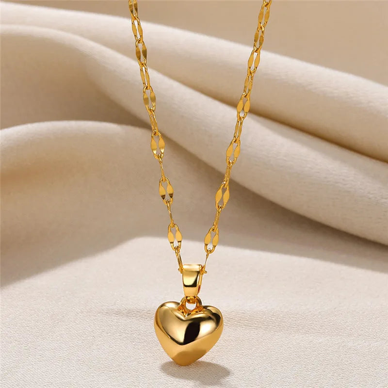 Love Heart Necklace For Women 2025 New Trendy Lip Chain Simple Pendant Necklace Jewelry Gift