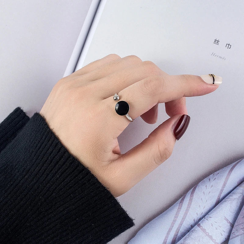 Women's Fashion Graceful Round Black Point Open Ring Simple Style Creative Daily Ring Accessory For Lady Charming Trendy Jewelry