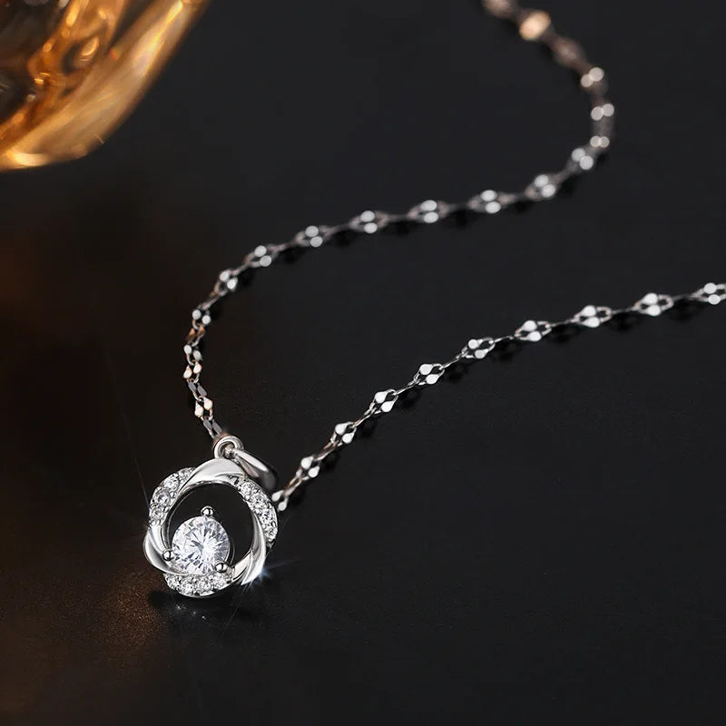 New Silver Necklace for Women Light Luxury High-end Round Flower Pendant Collarbone Chain Gift for Girlfriend Wedding Jewelry