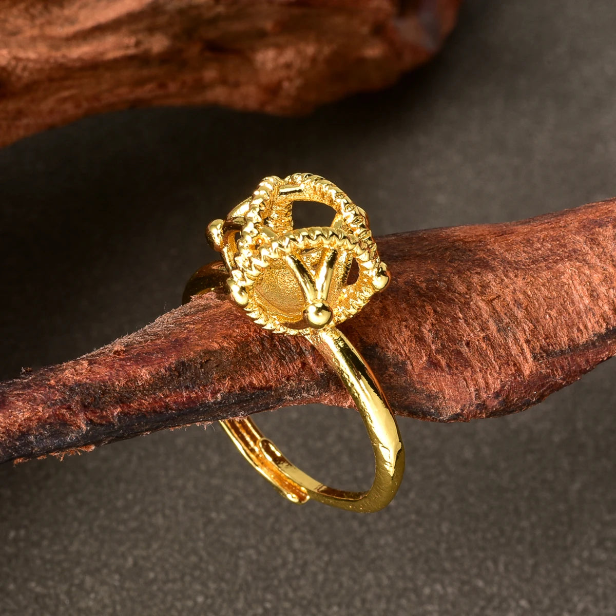 Women's Jewelry Golden Copper Ring Boho Chic Luxury Ring for Party Elegant Fashion Rings for Women Trendy Gift Wedding Ring