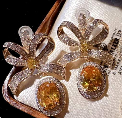 Luxe Bow Drops earing